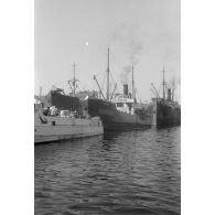Une vedette rapide de la 3. Schnellboot-Flottille dans la baie de la Sude (Souda Bay) .