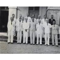 À l'occasion de la prestation de serment du président Hoach, de nombreuses hautes personnalités se sont rassemblées. [description provisoire]