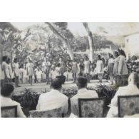 Différentes phases de la réception. [description provisoire]