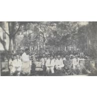 Différentes phases de la réception. [description provisoire]