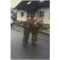 Rassemblement des anciens du 6e RCA pour le 33e anniversaire de la libération de Thann en 1985. [légende d'origine]