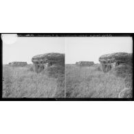 Abris boches pour artillerie à Nampcel, Oise. [légende d'origine]