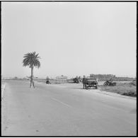 La 214e compagnie de circulation routière (214e CCR) à Maison-Carrée (Algérie).