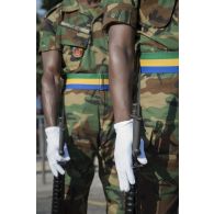Défilé des soldats ghanéens sur les Champs-Elysées à Paris.