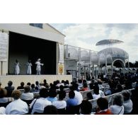 1989. Paris 1er. Jardin des Tuileries. Fête pour le bicentenaire de la Révolution française.