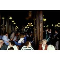 La Rochelle (17). Café de la Paix.