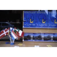 10 juin 1999. Strasbourg (67). Campagne pour les élections européennes. Affiche incitative au vote " Je pense donc je vote".