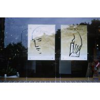 10 juin 1999. Strasbourg (67). Campagne pour les élections européennes. Affiche incitative au vote "Je pense donc je vote".