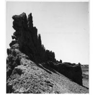 Niger, Zinder, janvier 1954. Les ruines des remparts du Birni.