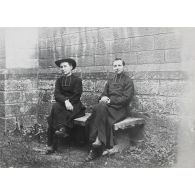 Archives photographiques des frères Joseph (1881-1915) et Louis dit Loys Roux (1882-1970). Enveloppe "Guerre 1914. Film 1er. Saint Dié.".
