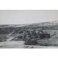 663. Maricourt. Un 220. 25 août 1916. 13 h. S.s.c. [légende d'origine]