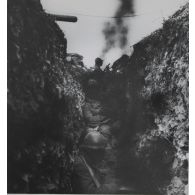 703. Croupe de l'Observatoire. 16 sept[embre 1916]. [légende d'origine]