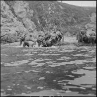 Centre d’instruction de la Marine de Siroco et la 42e SPL. [Description en cours]