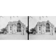 1469. Saïgon. Le théâtre. [légende d'origine]