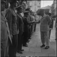 Visite des délégués étrangers. [Description en cours]