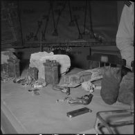 Découverte d'explosifs. [Description en cours]