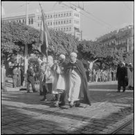 Cérémonie du 11 novembre à Alger. [Description en cours]