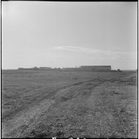 Vie quotidienne au 8e régiment d'infanterie motorisé. [Description en cours]