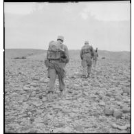 Le 4e REI à Zeribet-el-Oued. [Description en cours]