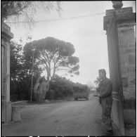 Environs du camp d’Erlon. [Description en cours]