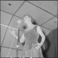 Spectacle récréatif en l'honneur des militaires blessés ou malades. [Description en cours]