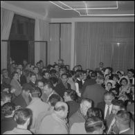 Arrivée des joueurs du stade Rennais à Alger. [Description en cours]