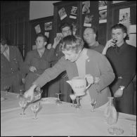 Apéritif donné à l'occasion du départ du capitaine Bertrand. [Description en cours]