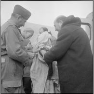 Vie quotidienne militaire. [Description en cours]