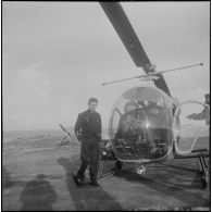 Une base d'hélicoptères. [Description en cours]