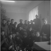 Une base d'hélicoptères. [Description en cours]