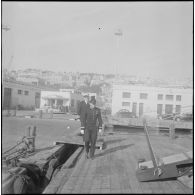 Arrivée du navire Le Sheffield. [Description en cours]