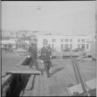 Arrivée du navire Le Sheffield. [Description en cours]