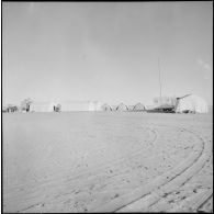 Les pétroliers du Tanezrouft. [Description en cours]