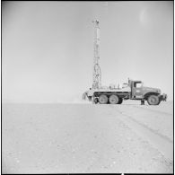 Les pétroliers du Tanezrouft. [Description en cours]