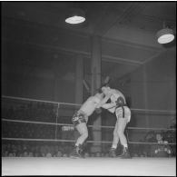 Demi-finale et finale interarmes de boxe d'Afrique du Nord. [Description en cours]