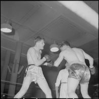 Demi-finale et finale interarmes de boxe d'Afrique du Nord. [Description en cours]