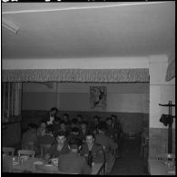 Foyer de la Croix-Rouge française. [Description en cours]