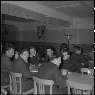Foyer de la Croix-Rouge française. [Description en cours]