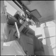 Présentation de véhicules Unic. [Description en cours]