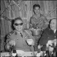 Fête du Têt chez les commandos vietnamiens à Beni-Messous. [Description en cours]