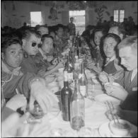 Fête du Têt chez les commandos vietnamiens à Beni-Messous. [Description en cours]