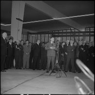 Inauguration d’un nouvel émetteur à Ouled-Fayet. [Description en cours]