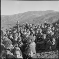 Action psychologique et aide médicale à des populations. [Description en cours]