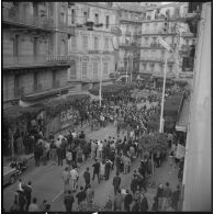 Les manifestants en déficit.
