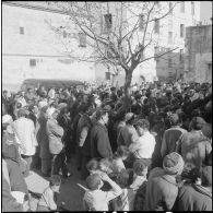 Séance d’action psychologique. [Description en cours]