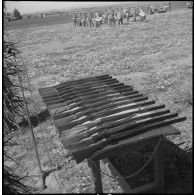 Visite du général Huet dans la région d’Alger. [Description en cours]