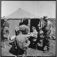 Le 2e régiment de parachutistes coloniaux (2e RPC) à Oued-Malah et Tablat. [Description en cours]