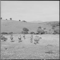 Le 1er REP en opération. [Description en cours]