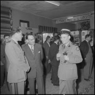 Une exposition à la maison du Combattant. [Description en cours]