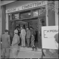 Une exposition à la maison du Combattant. [Description en cours]